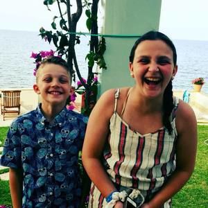 Meet your Posher, Carla